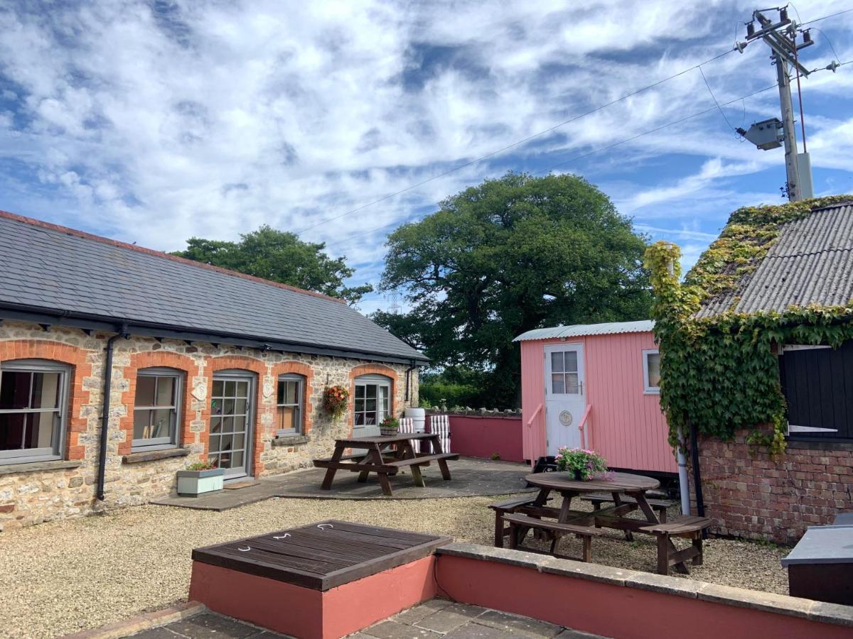 Swallow Cottage At Duffryn Mawr Cottages Hensol Eksteriør bilde